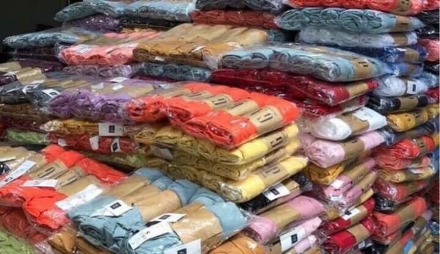 Áo phông nữ cổ tim