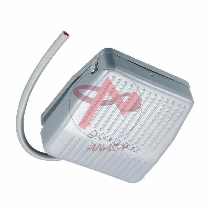 Công Tắc Bàn Đạp Chân TFS-201 250VAC 10A
