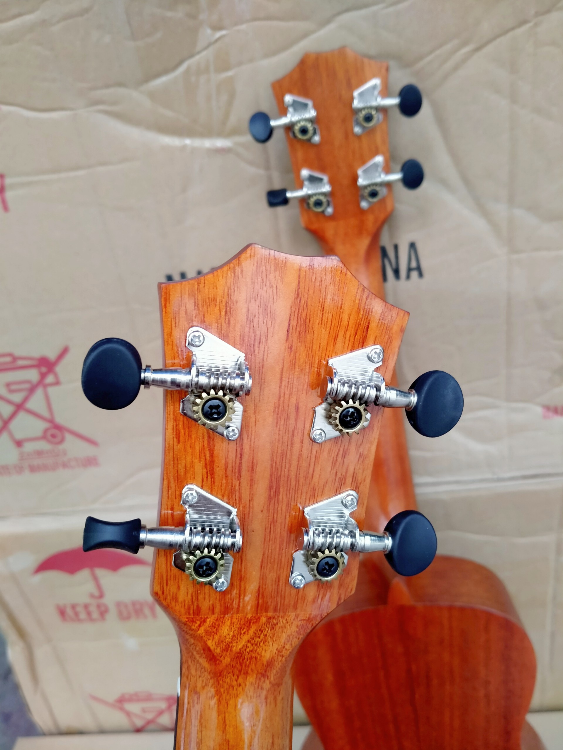 Ukulele Rosen K11 GỖ MAHOGANY