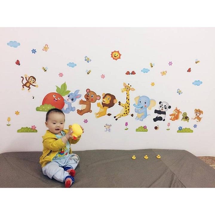 Decal dán hình thú kéo củ cải