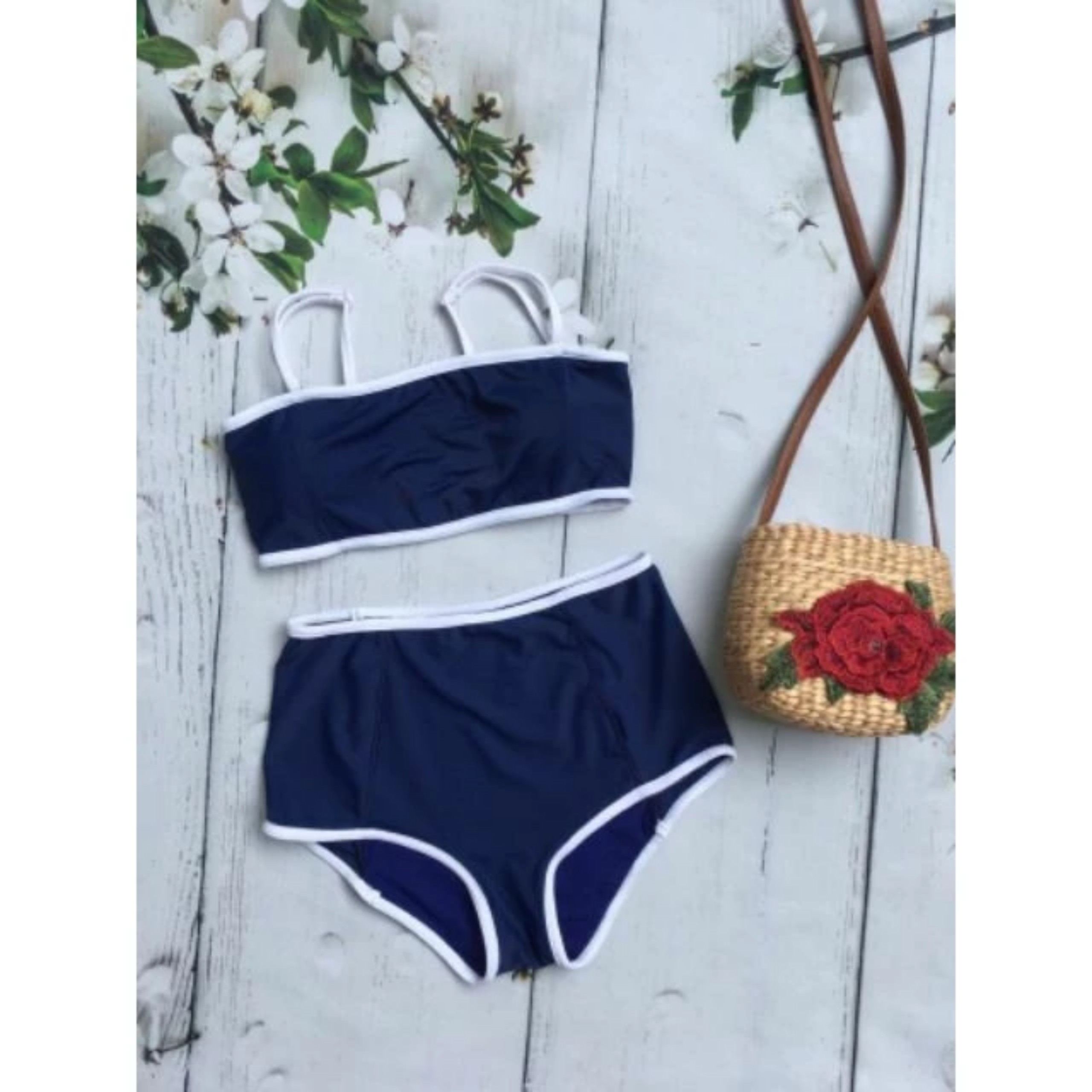 Bikini 2 mảnh quần cạp cao đen viền trắng