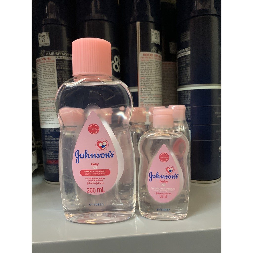 Dầu Massage dưỡng ẩm Johnson Baby