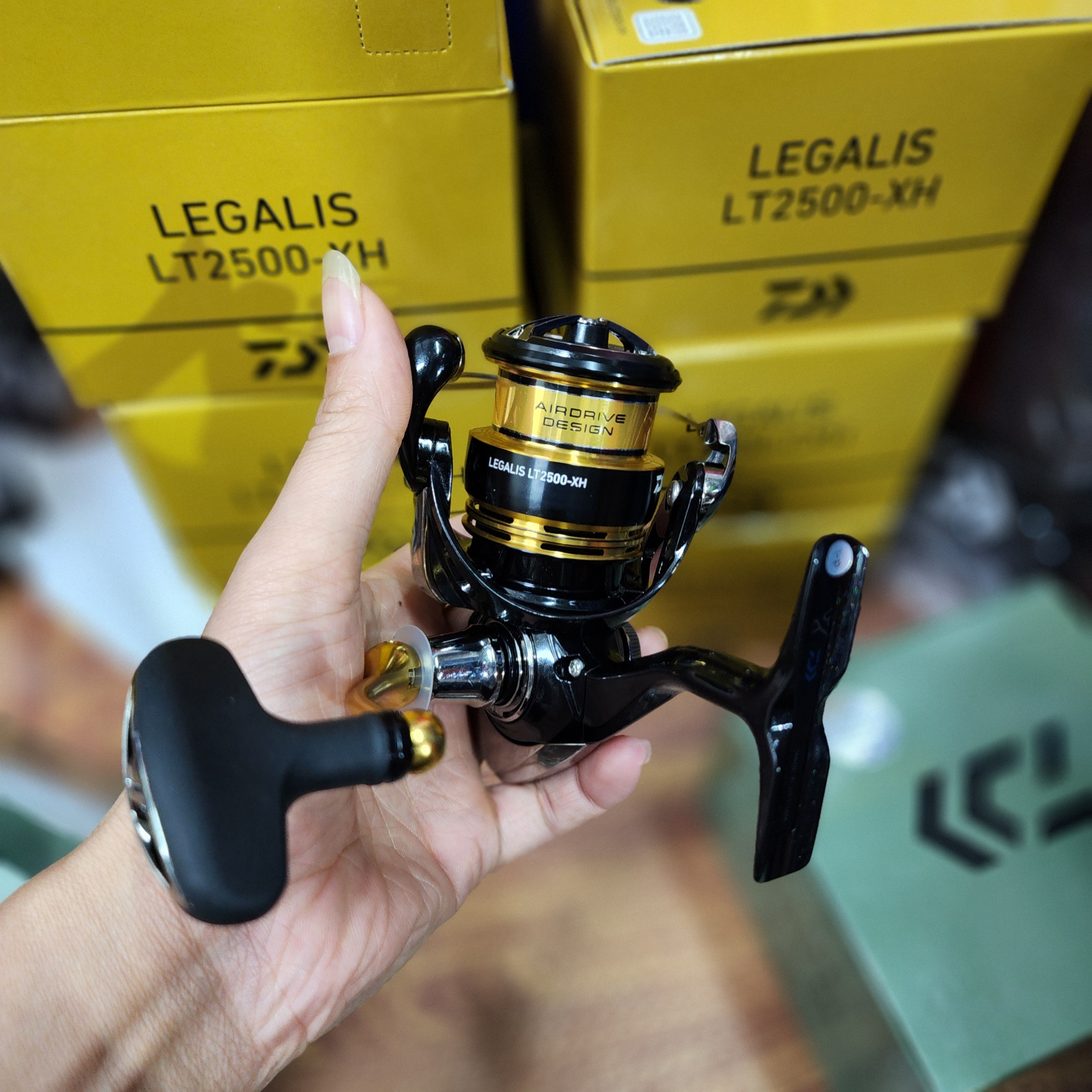 Máy câu daiwa legalis lt - 2023 - airdrive design cao cấp chính hãng
