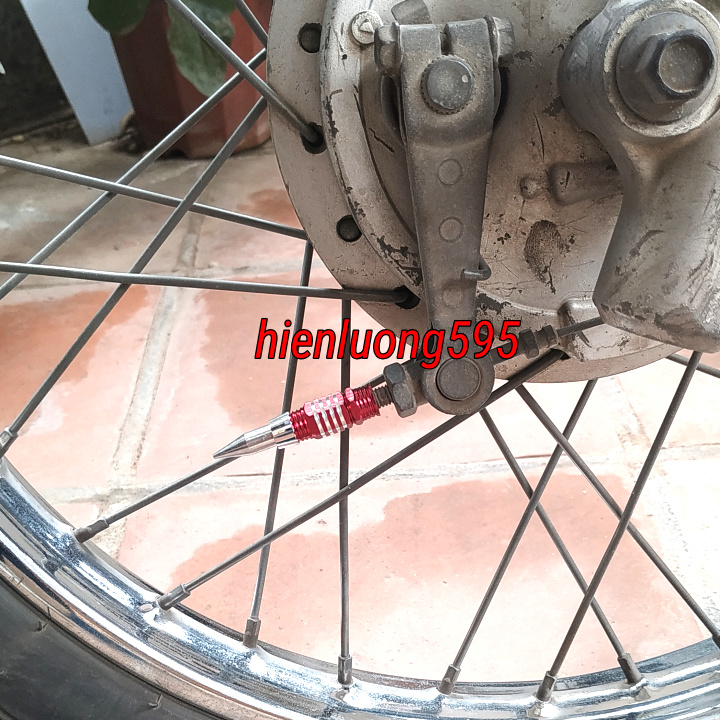 Ốc trang trí gắn đũa phanh xe máy (giá 01 đôi)