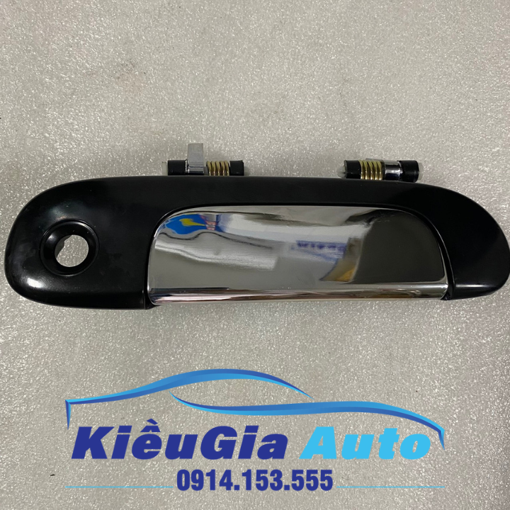 Tay mở cửa ngoài Ford Laser