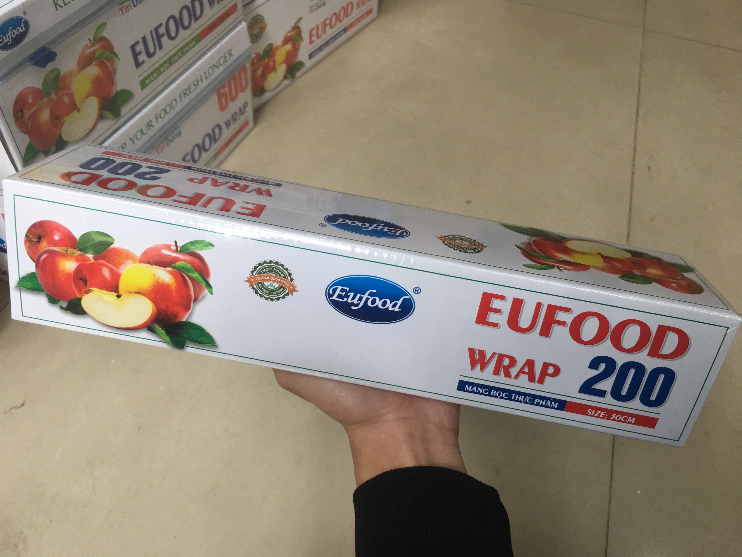 Màng Bọc Thực Phẩm EUFOOD Wrap 200 - Size 30cm x 150m