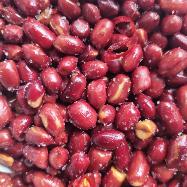 Lạc đỏ rang muối