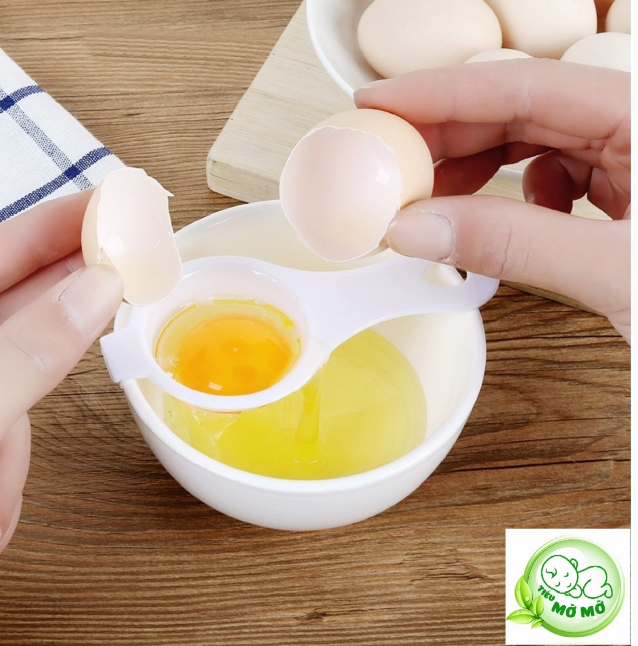 Dụng Cụ Tách Lòng Đỏ Trứng Gà