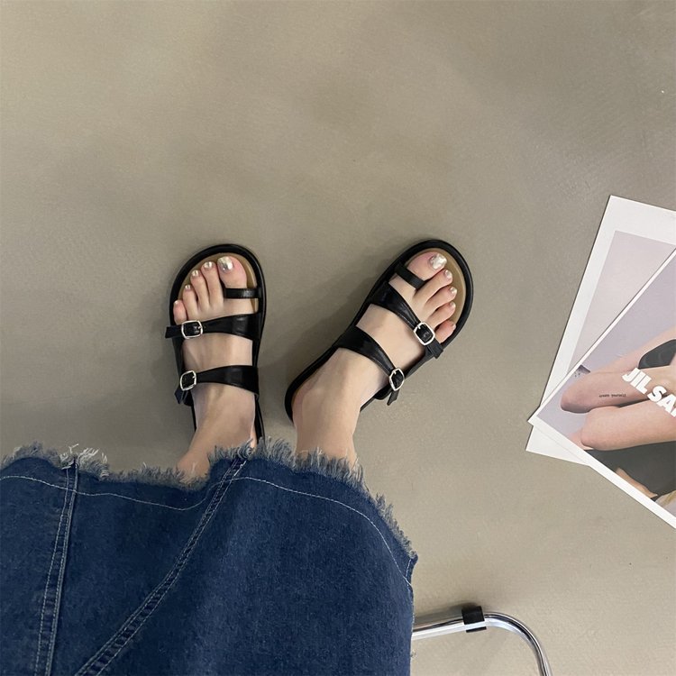 Dép xỏ ngón đế bệt
