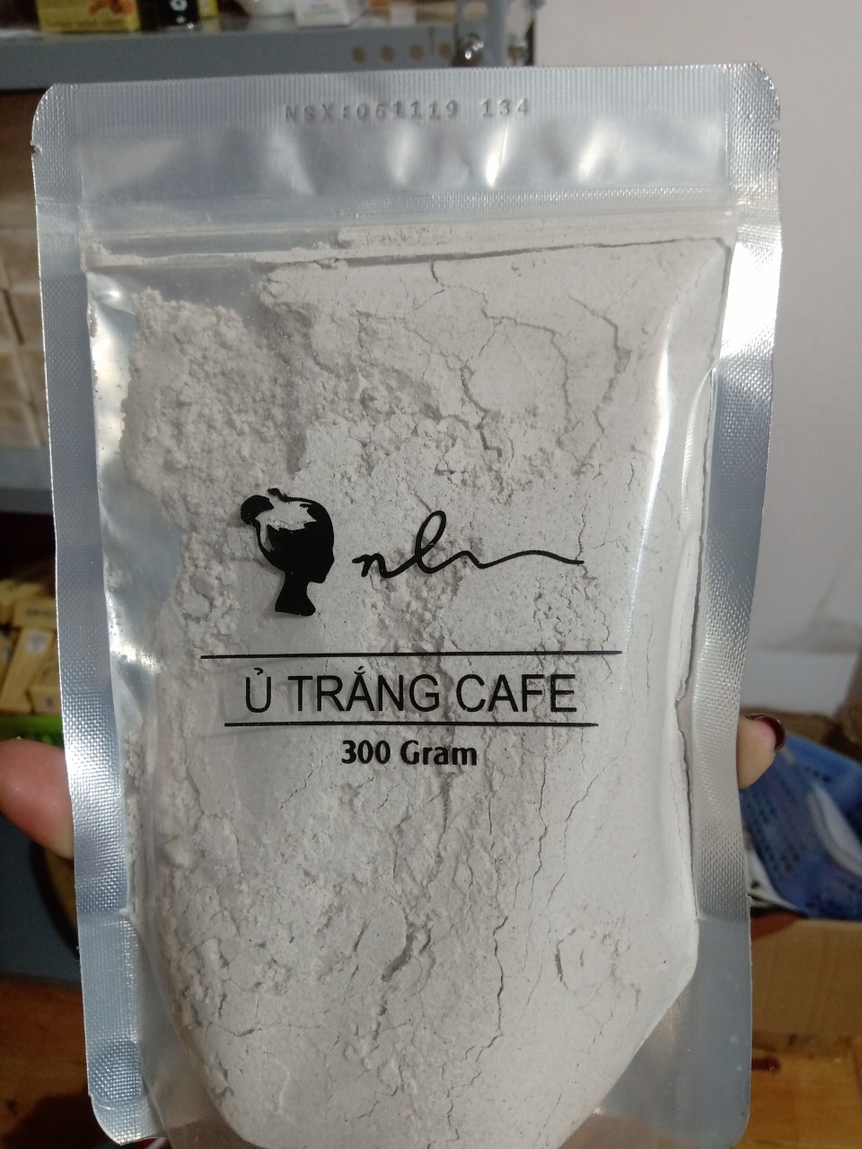 ủ trắng bùn hunmui gói 300g