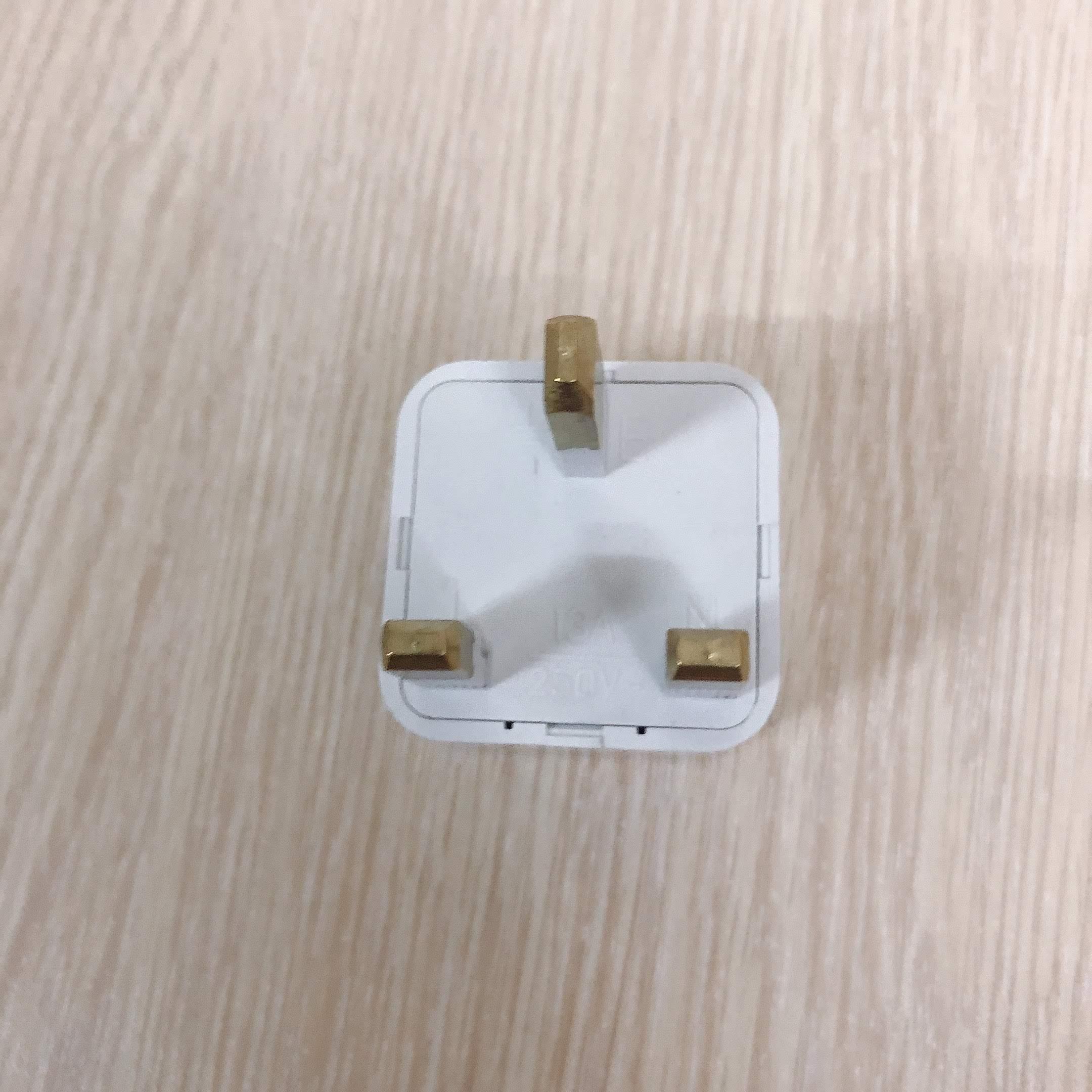 [HCM]Ổ cắm du lịch 3 chân kiểu anh