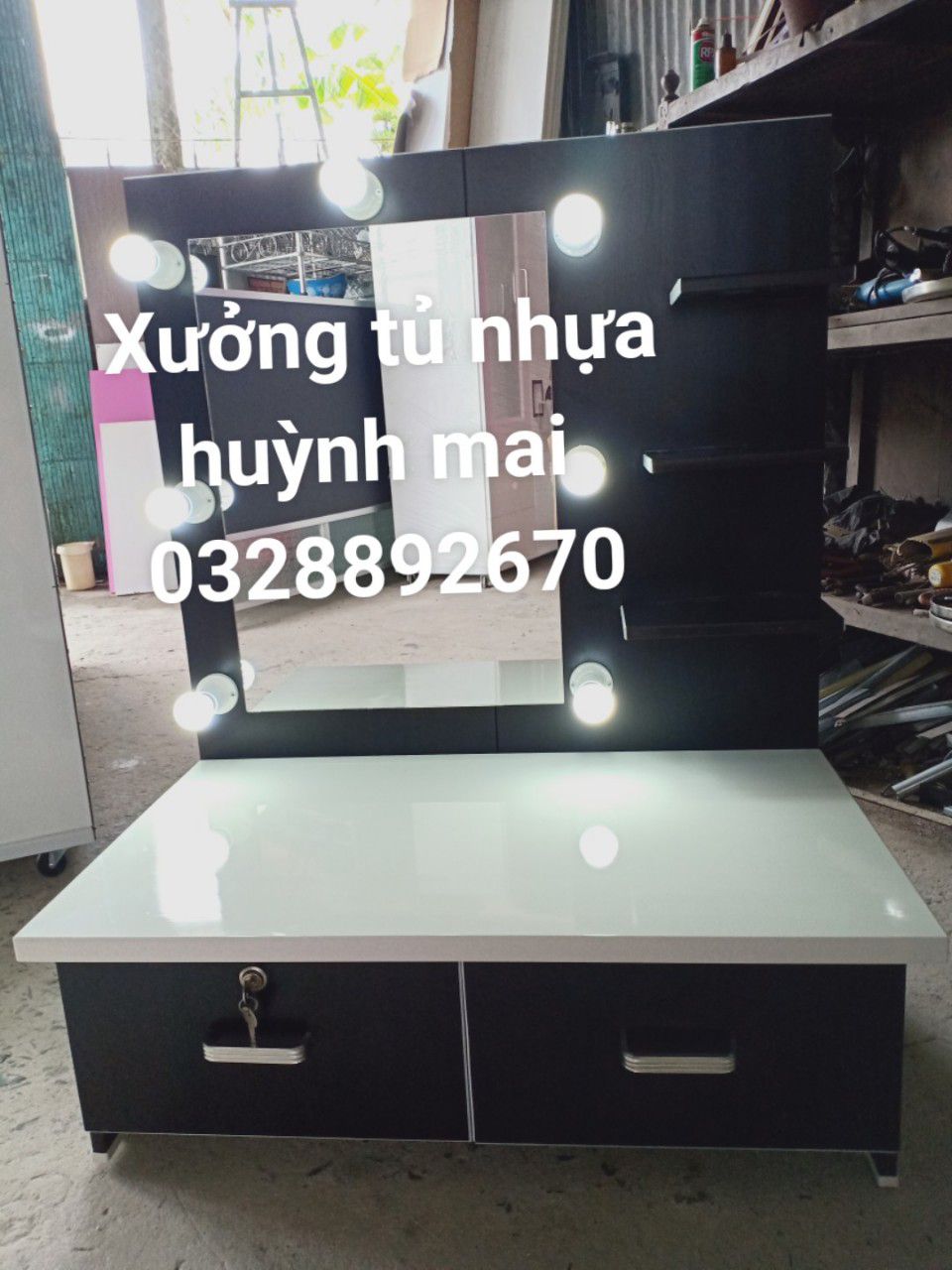 Bàn trang điểm ngồi bệt