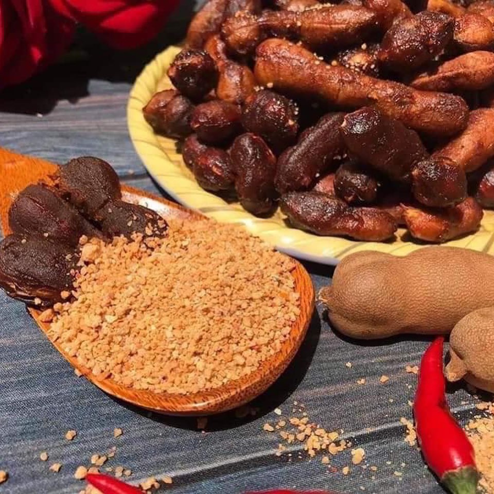 Me Lào Muối Ớt