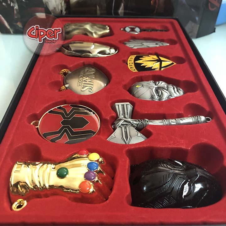 Bộ 11 móc khóa Avengers