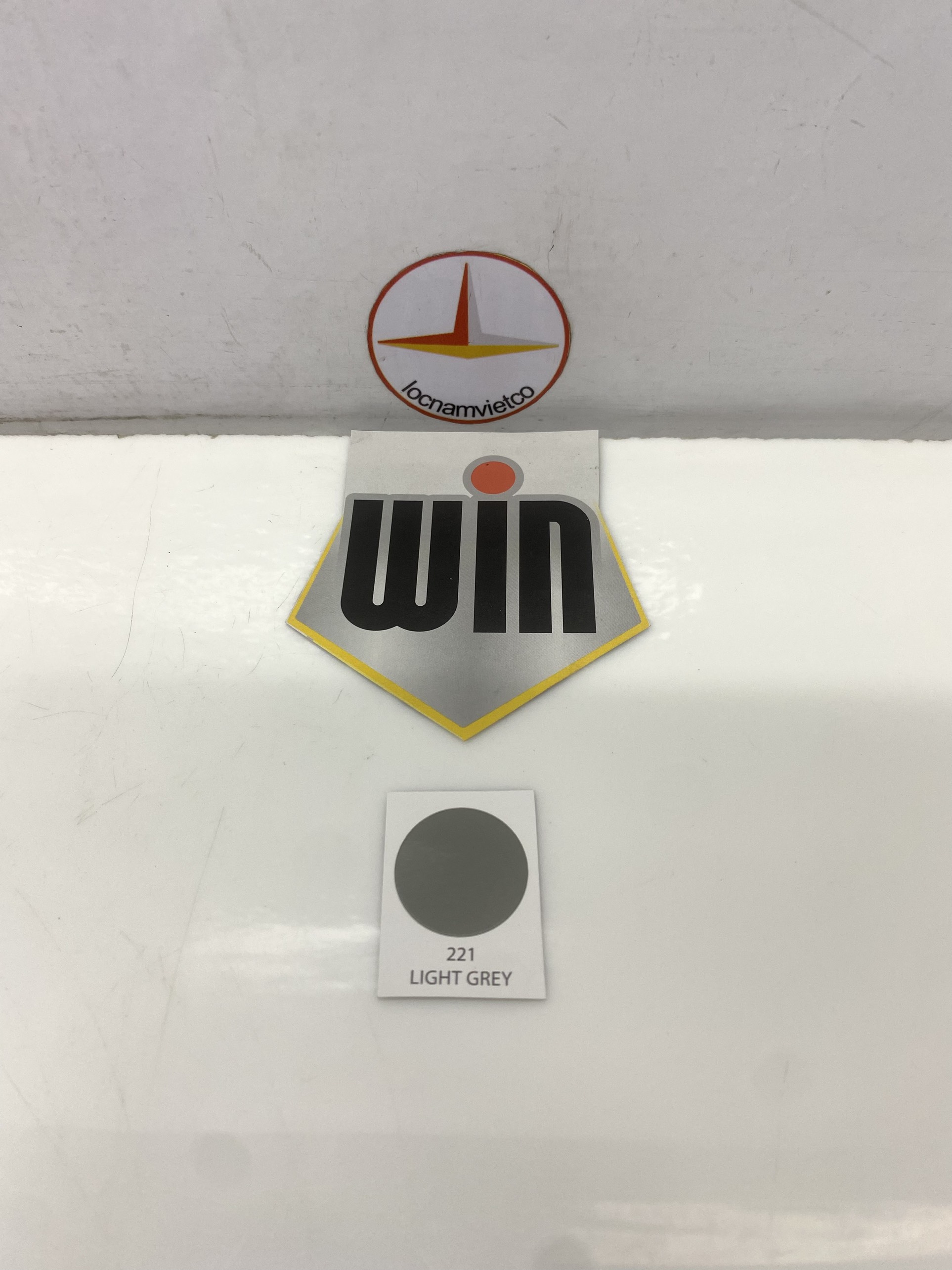 Sơn phun, sơn xịt Win màu xám sáng 221 400ml