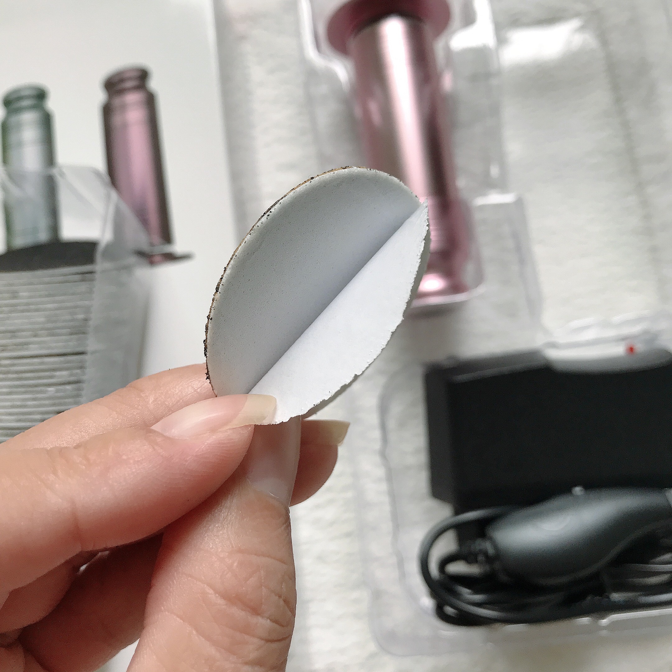 Máy Chà Gót Chân + 60 Miếng Nhám Chà Cho Tiệm Nail & Cá Nhân