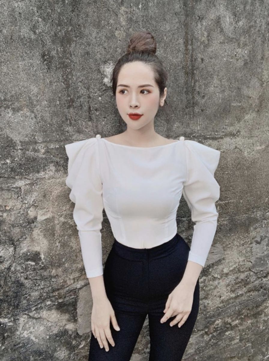 [HCM]Áo Lụa Tay Phồng Vai Đính Châu (ẢNH THẬT)