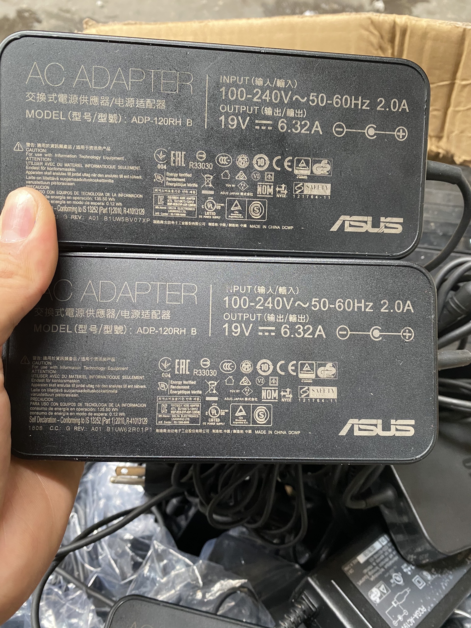 Sạc laptop Asus 19V-6.32A zin bóc máy Asus