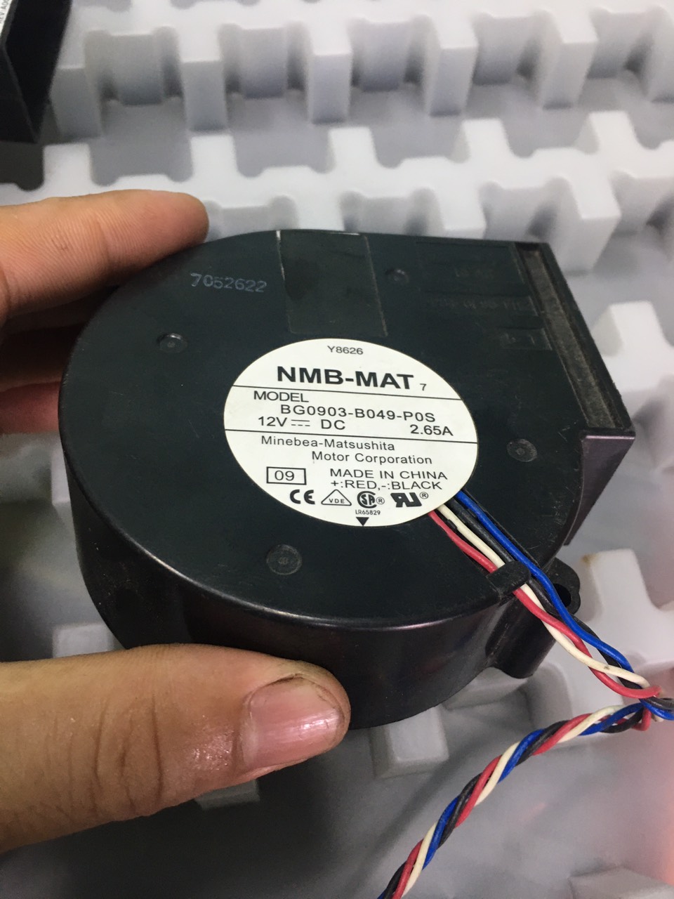 Quat sò 12V gió mạnh dòng trên 2A