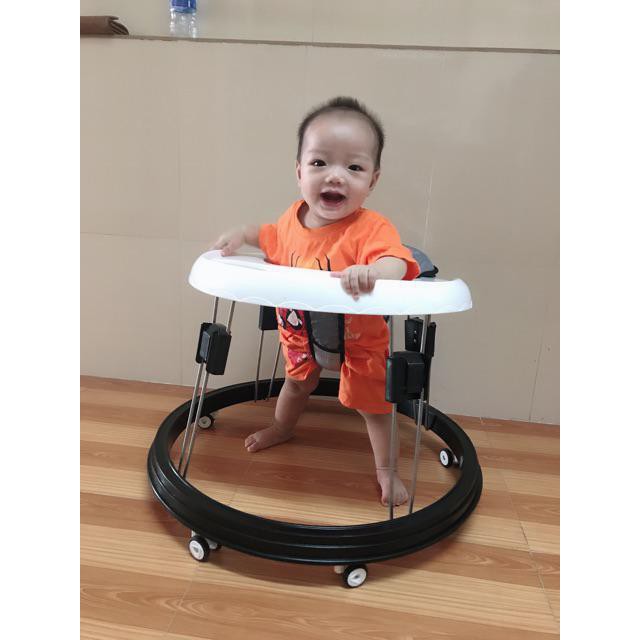 Xe tập đi tròn gấp gọn cho bé
