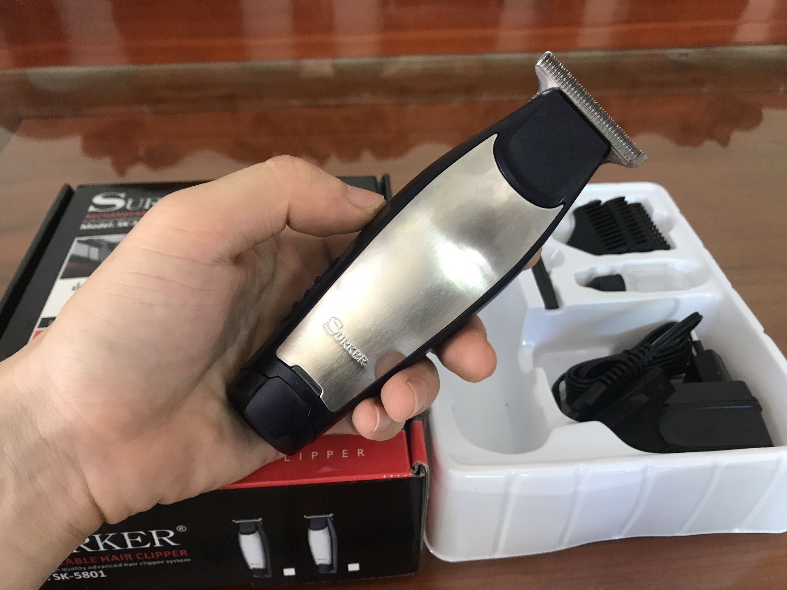Tông đơ trấn viền surker sk-5801 / tông đơ cắt tóc cạo viền surker sk-5801 chuyên nghiệp