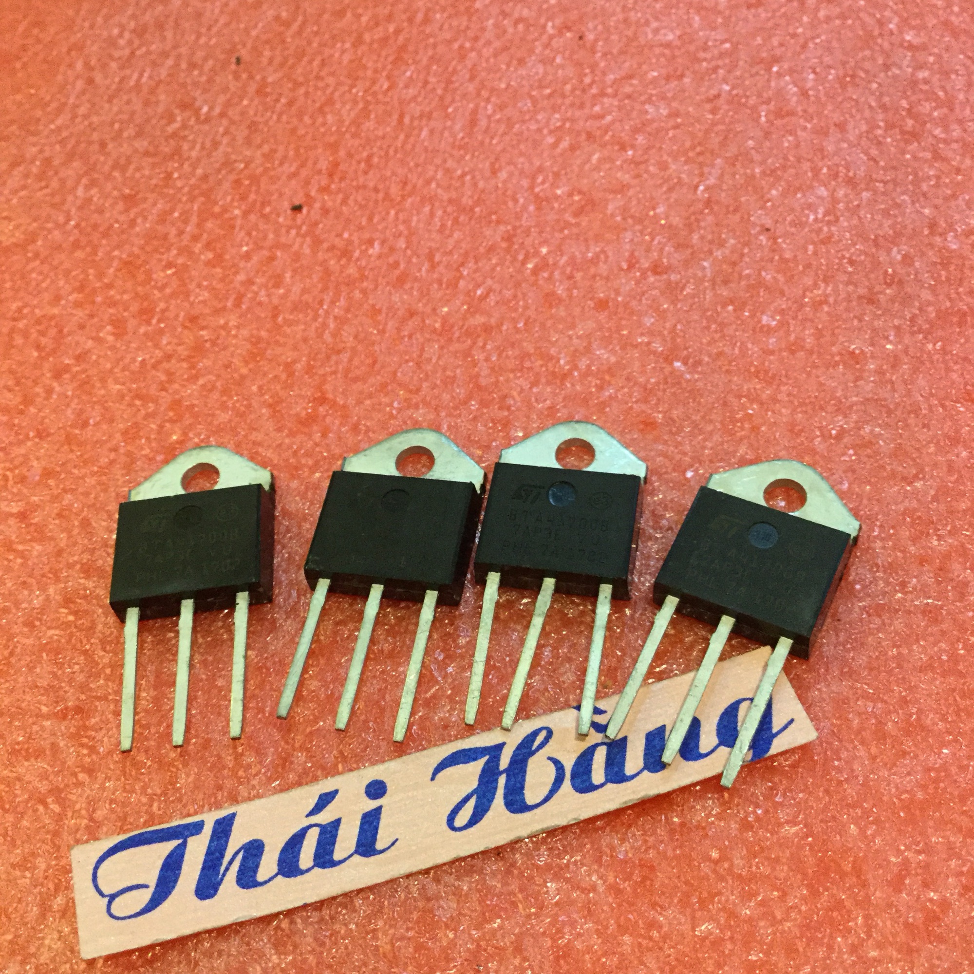 BTA41-600v-700 v -Triac 41A/700 v(5 chiếc)