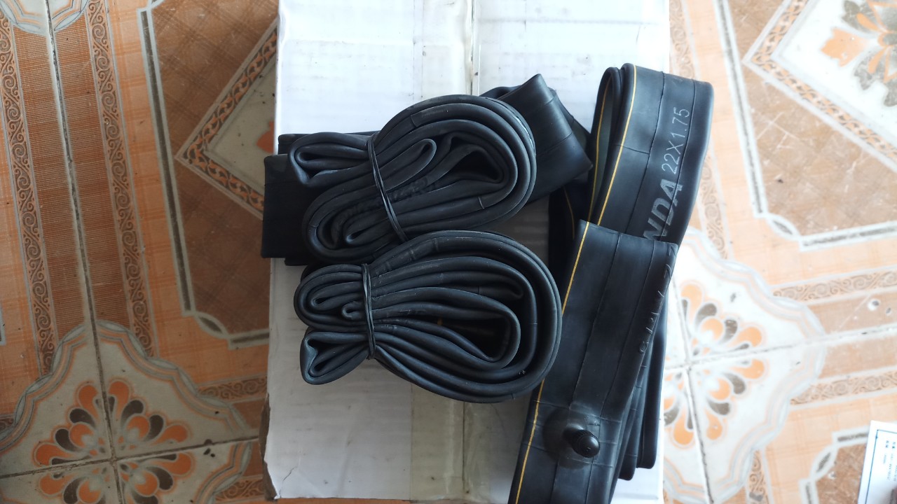 ruột xe đạp điện 22 x 1.75  kenda - chengshin