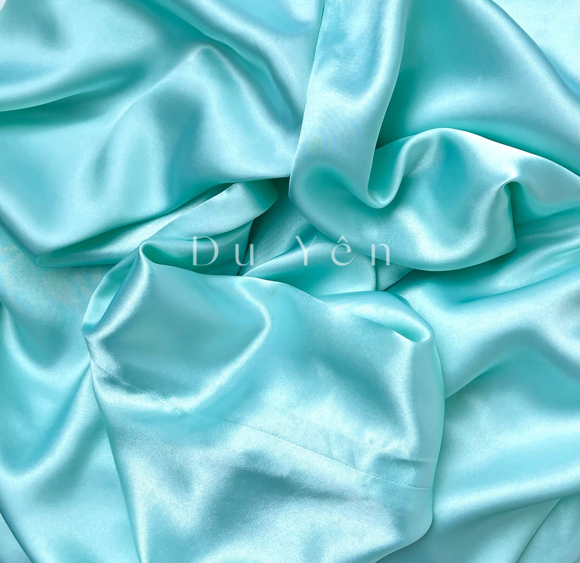 Quần lụa Phi Phi, quần lụa dài truyền thống thiết kế Du Yên