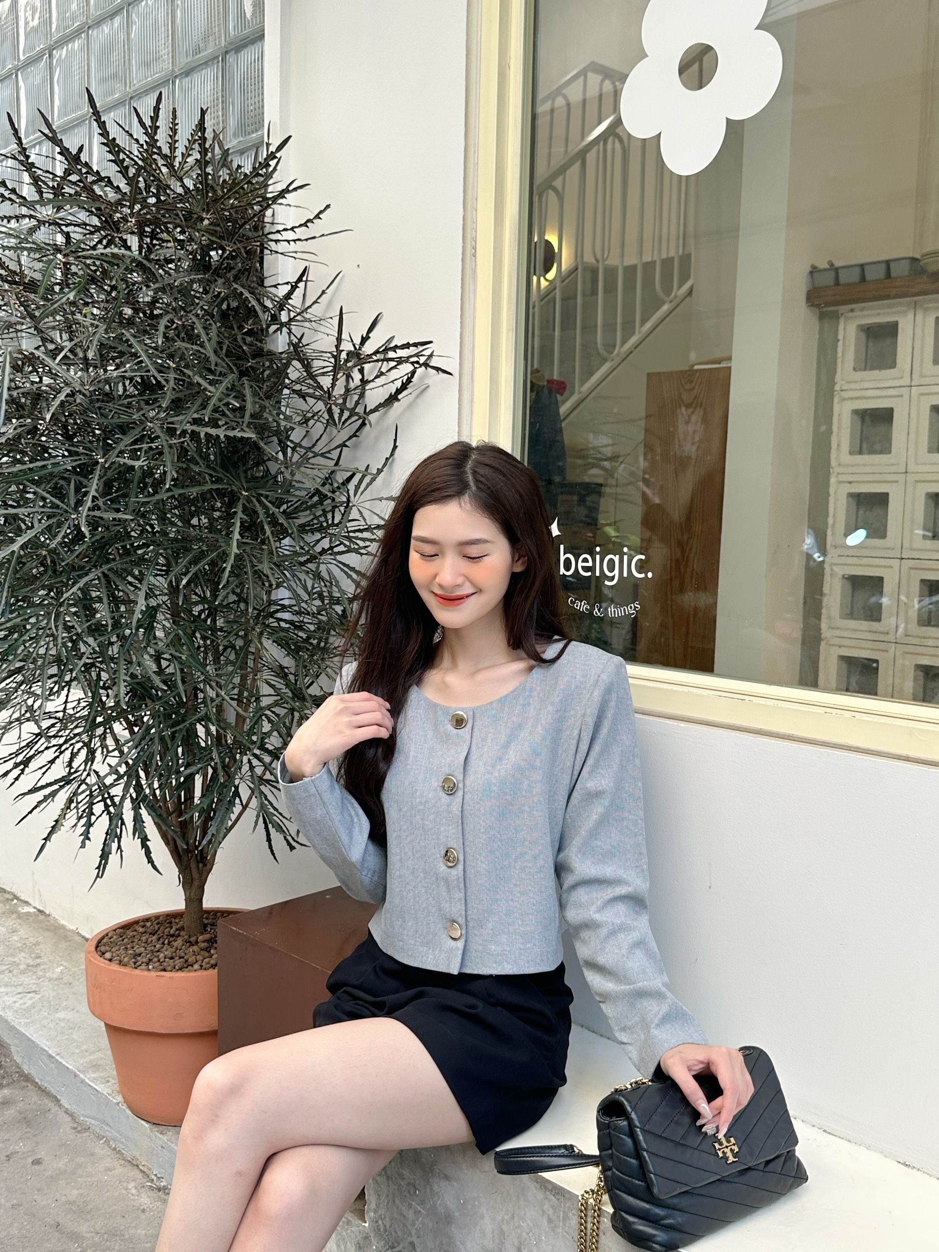 YU CHERRY | Áo blazer mặc được 2 kiểu Metal Button Mini Blazer YA445
