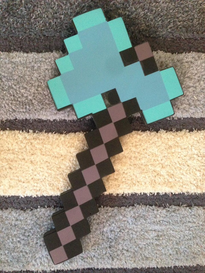 Rìu Minecraft Diamond