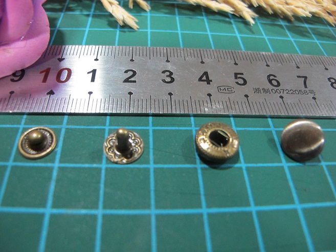 [HCM]Cúc bấm bốn chi tiết ( Set 4 bộ )