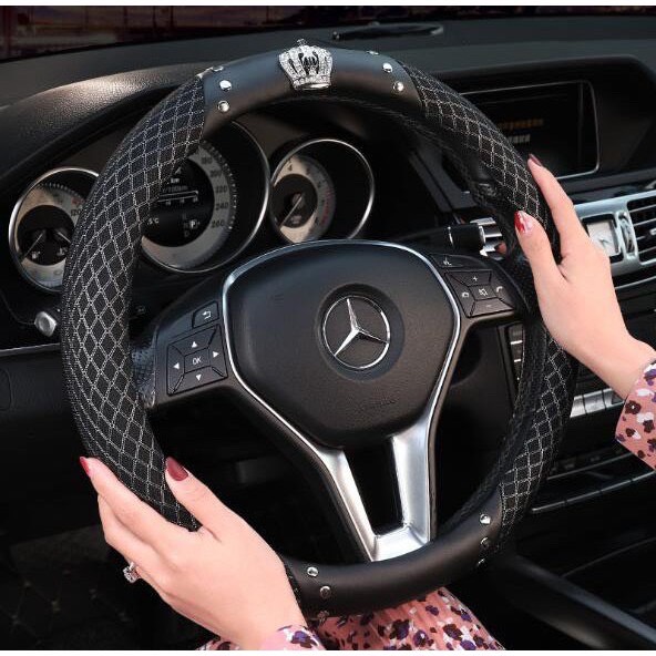Steering Wheel Cover with High-Quality Leather Crown Logo Embellished with Stones