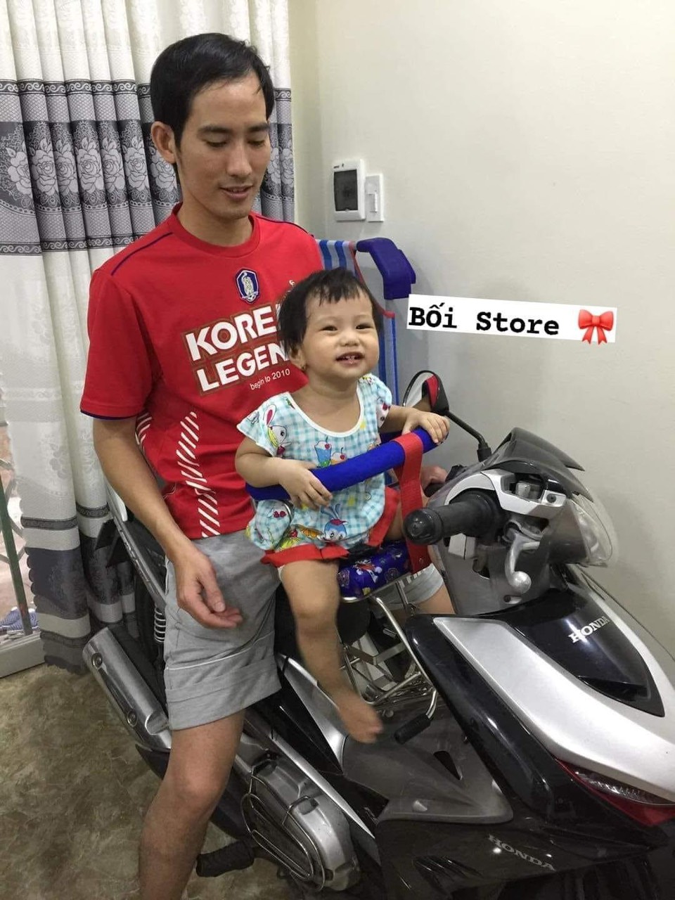 Ghế ngồi xe máy số(có vòng)cho bé