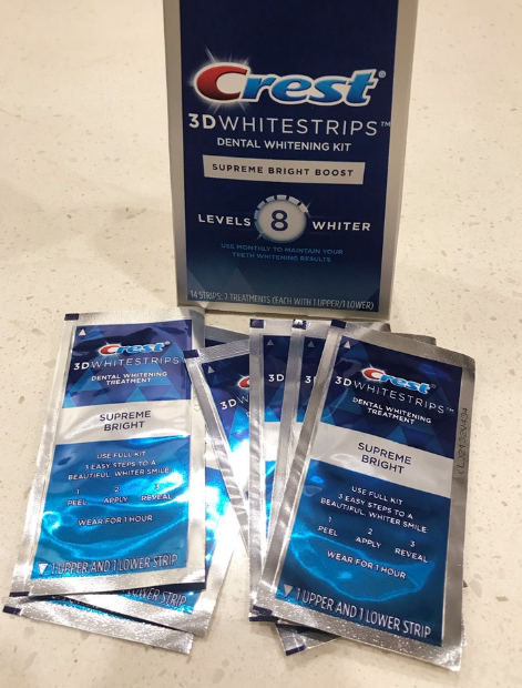 Miếng dán trắng răng Crest 3D Whitestrips Professional Effects & Supreme Bright Boost