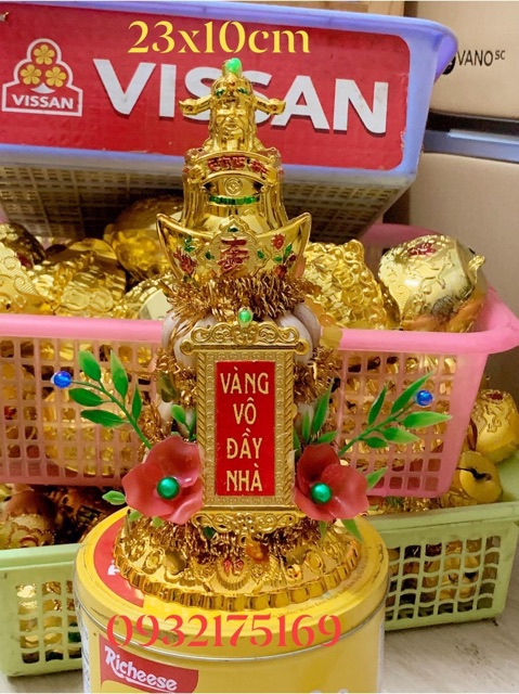 Tháp tỏi Thần Tài ngự thỏi vàng