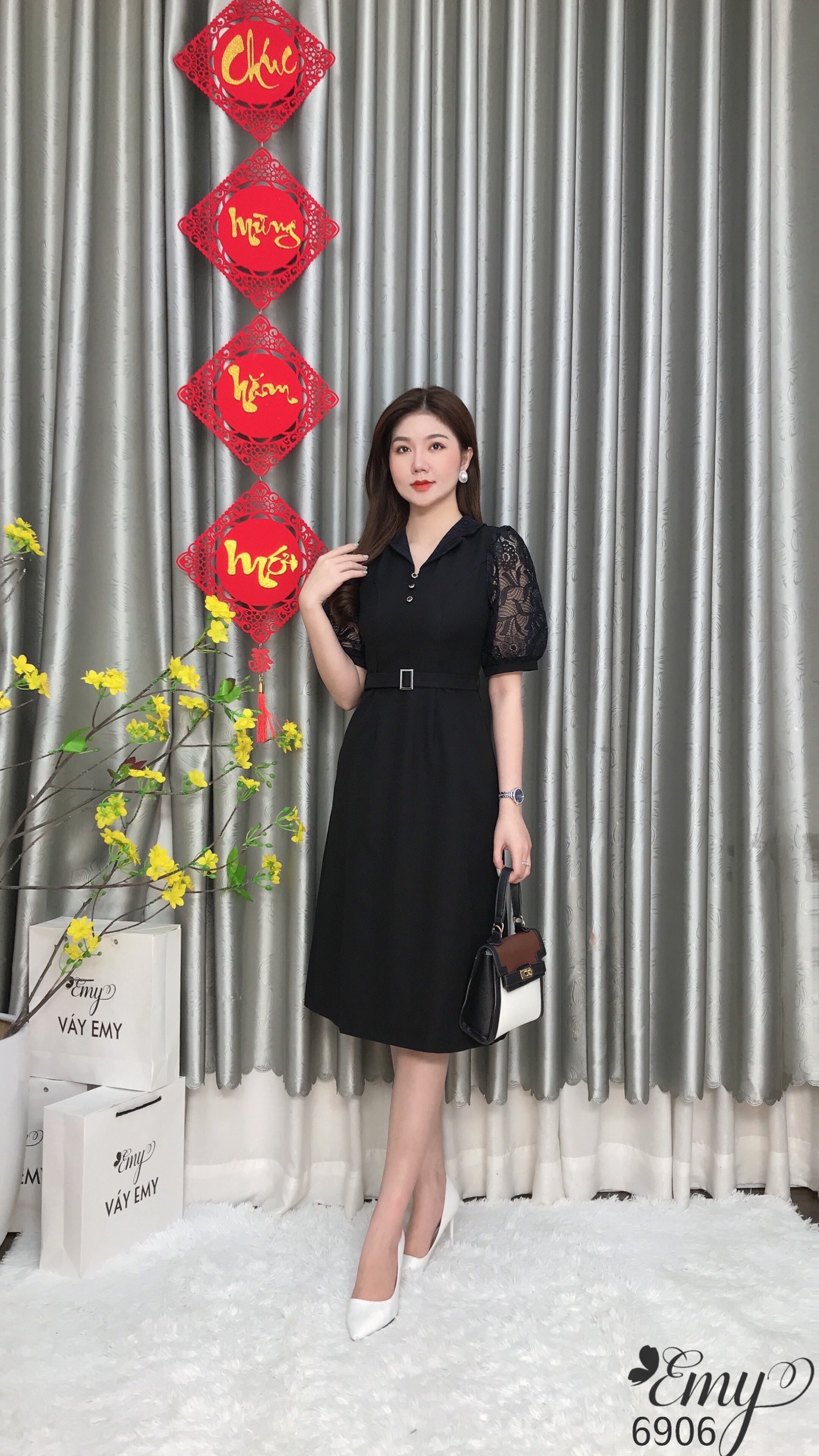 Đầm EMY EM6906  Xoè A Ren