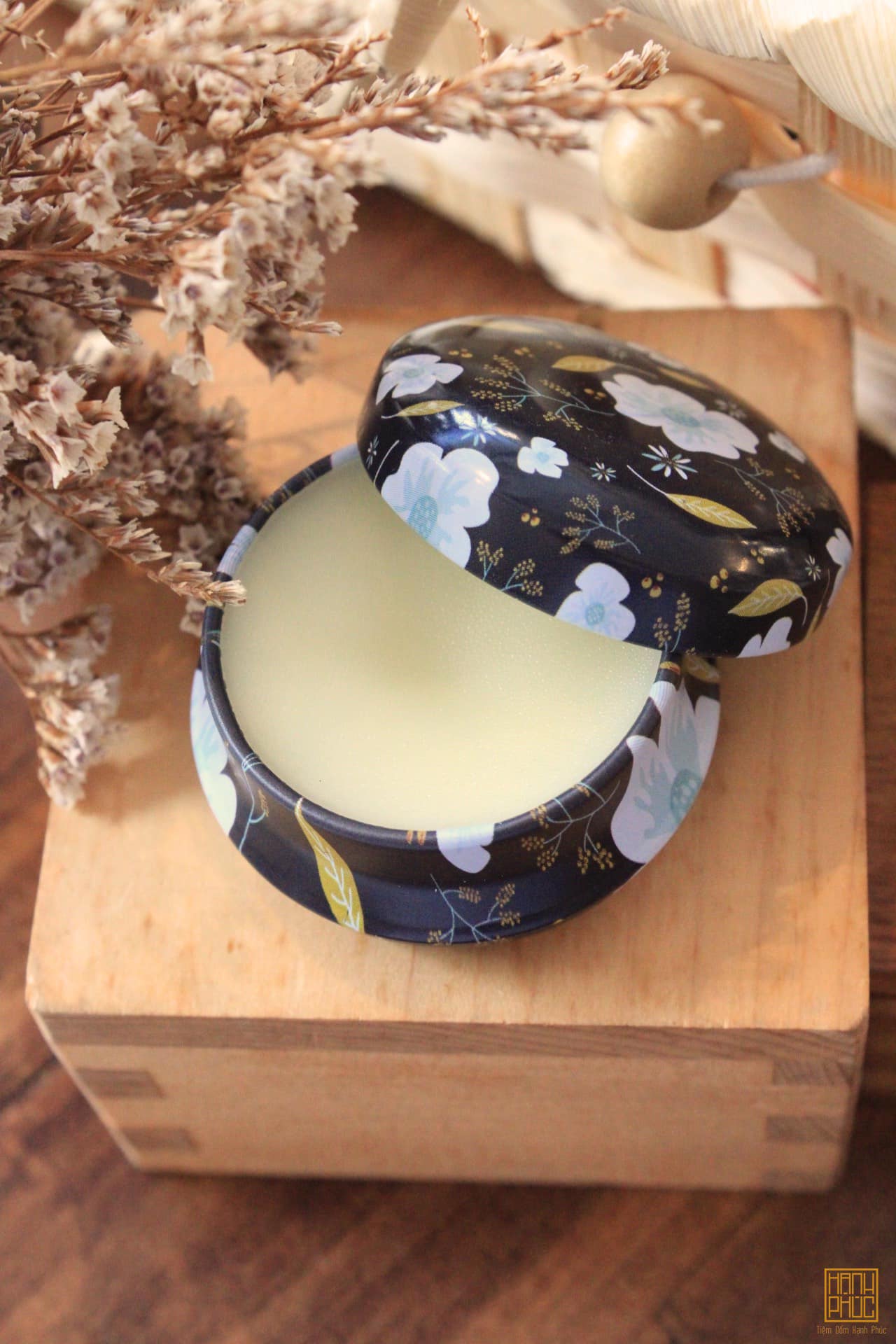 Nước hoa khô handmade từ thiên nhiên