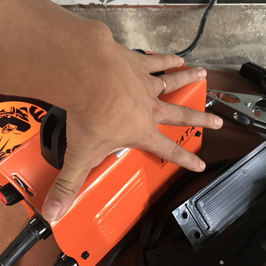 máy hàn điện tử mini ARC 250A siêu khỏe - Máy hàn mini 250A kèm cáp hàn 3m cáp mát 2m
