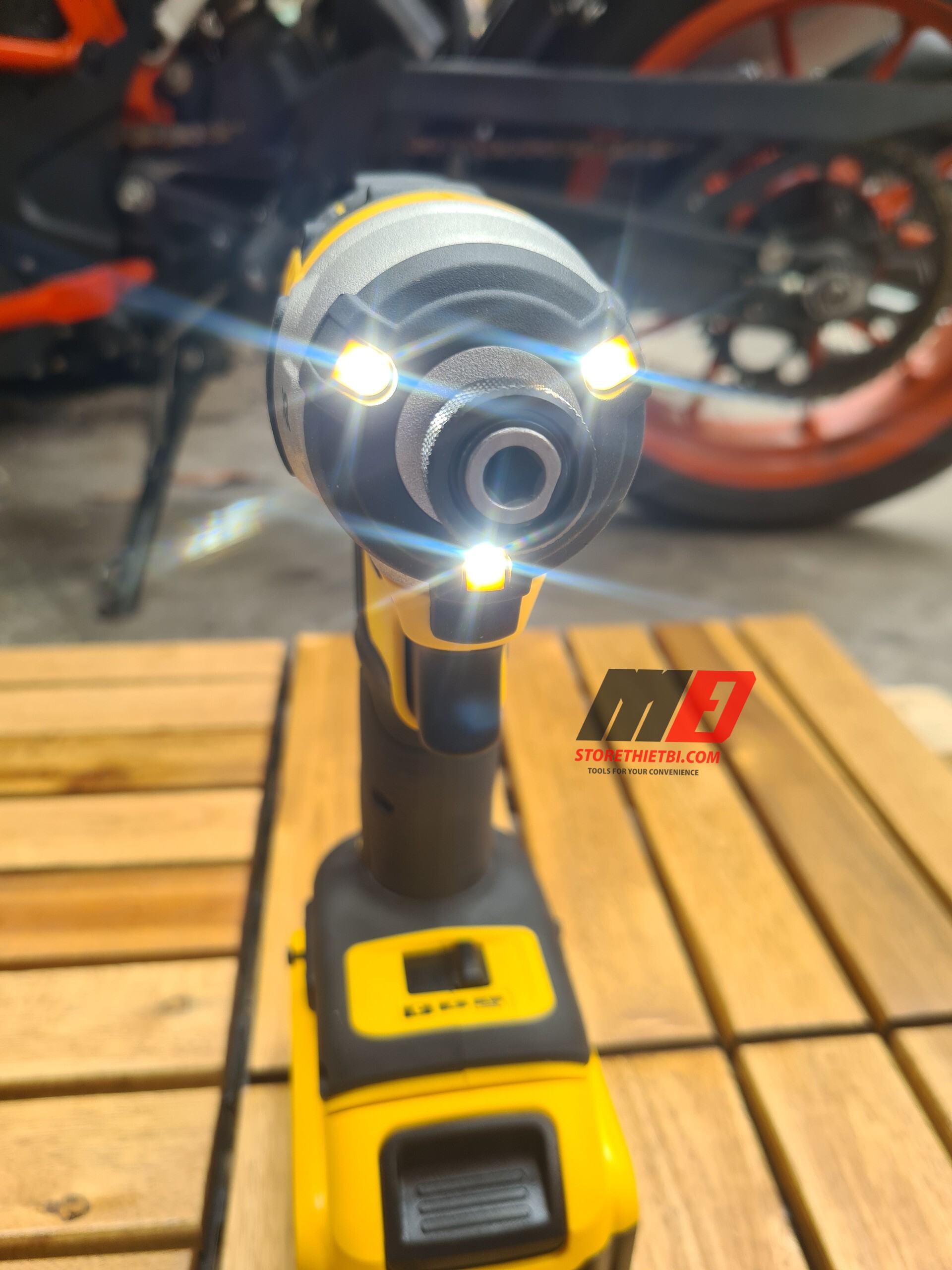[HCM]Dcf887N Body thân Máy Bắt Vít 18V  Dewalt (Chưa bao gồm pin sạc)