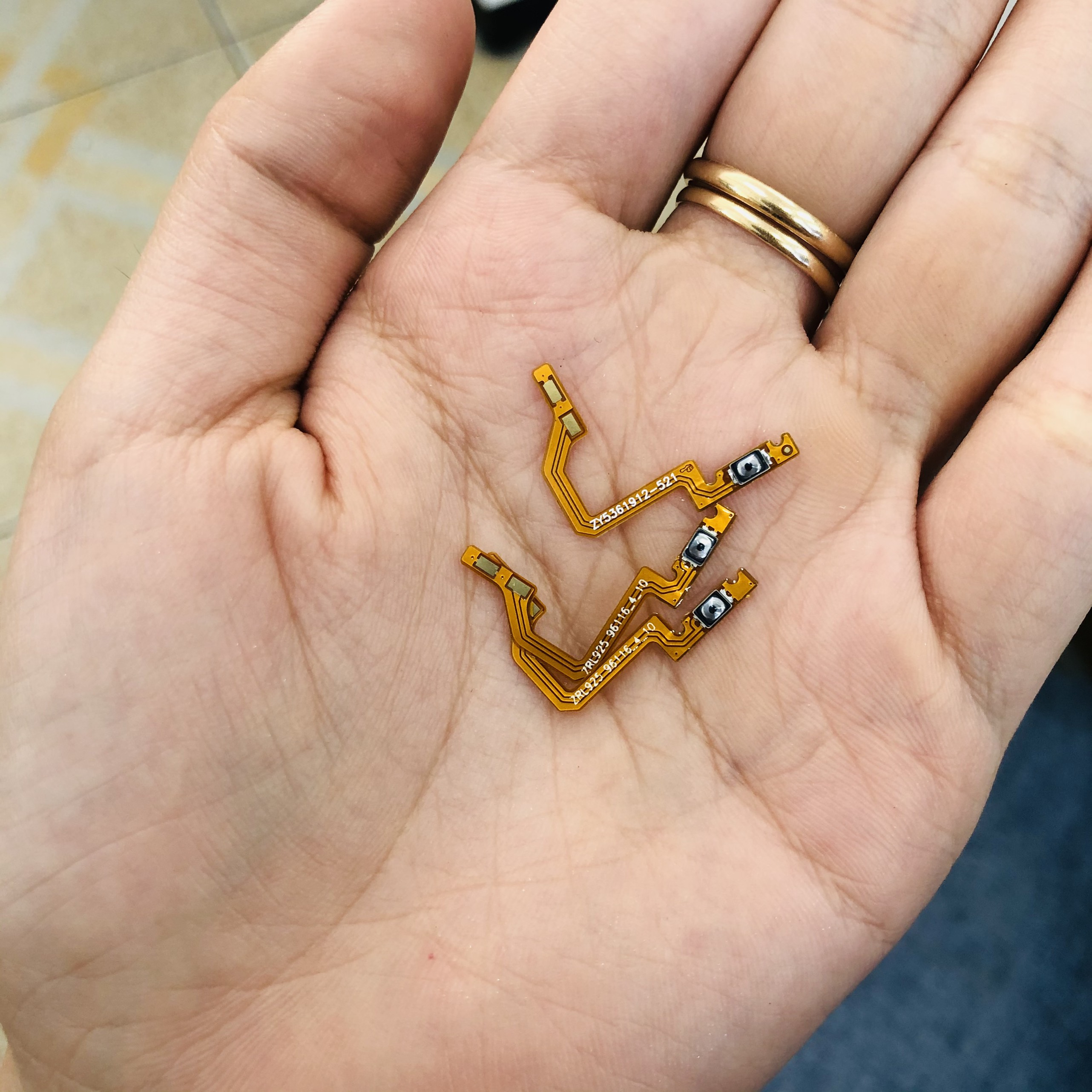 Dây nút nguồn Samsung a10s / công tắc nguồn Samsung A10s chính hãng , bảo hành đổi trả