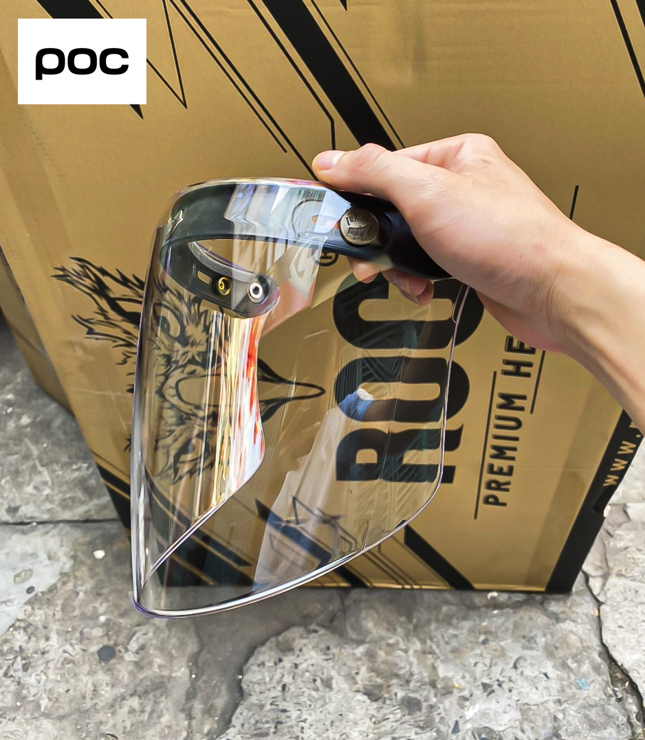 KÍNH FLAT ROYAL GẮN NÓN BẢO HIỂM 3/4 ( 3 NÚT)