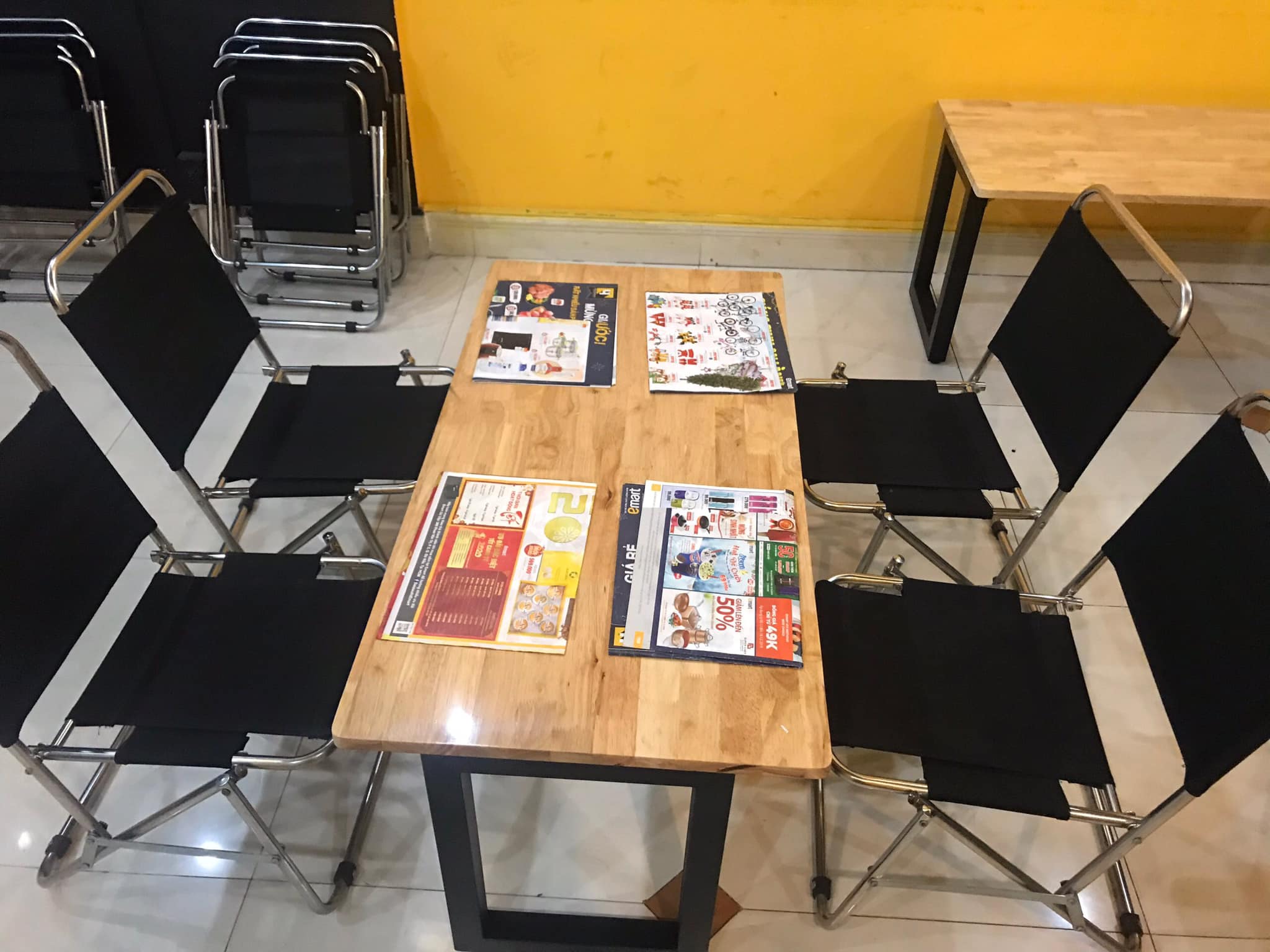 Bàn Gỗ Chân Sắt Cao 48cmChân Xếp Gọn