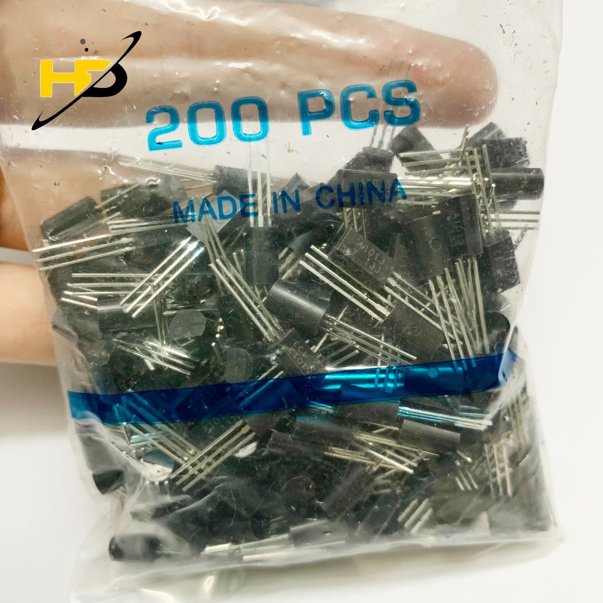 Transistor pnp a1013 1a 160v to-92 kiểu chân cắm