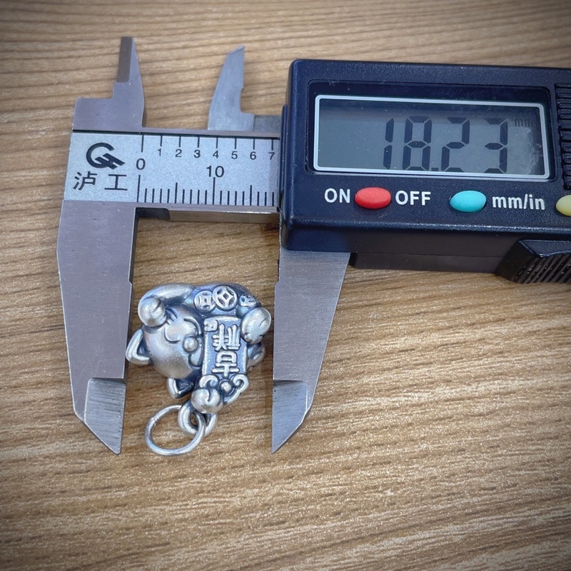[S925] Charm bạc 3D treo Mèo Thần Tài - MH733