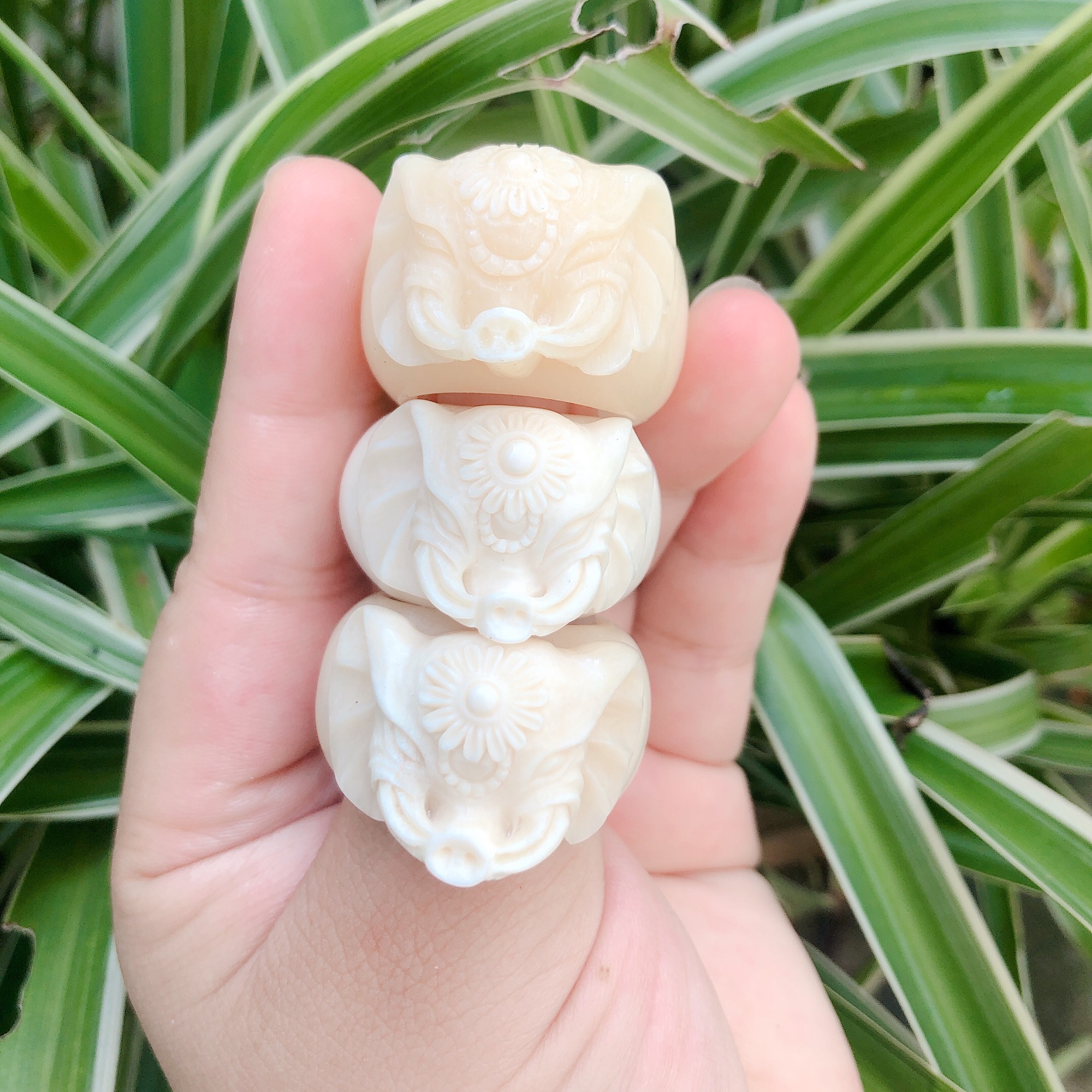 Nhẫn mỹ nghệ trạm khắc hình con voi