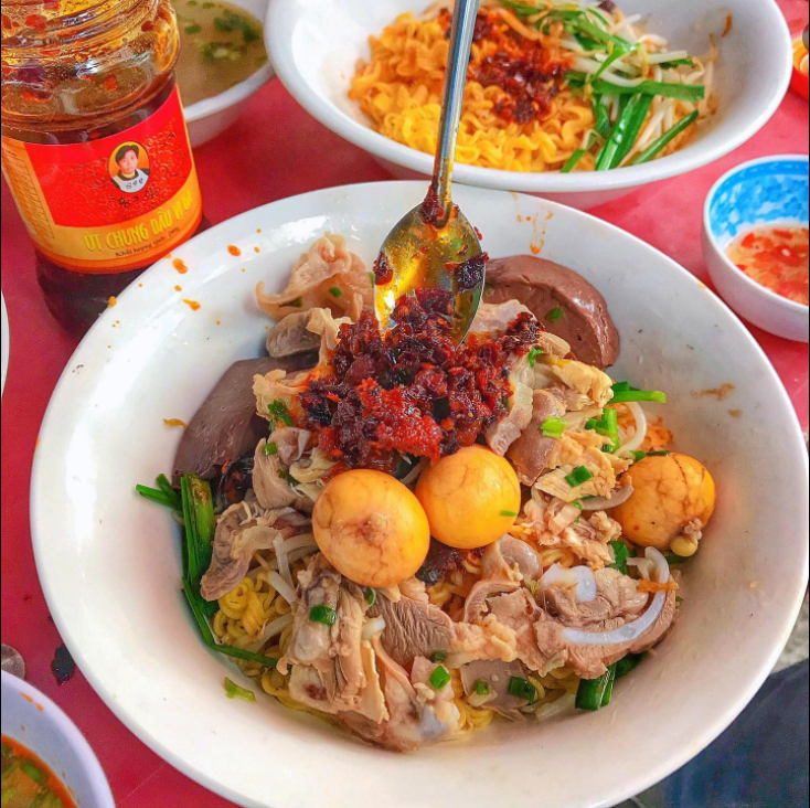 [HCM]ỚT CHƯNG DẦU LAOGANMA VỊ GÀ
