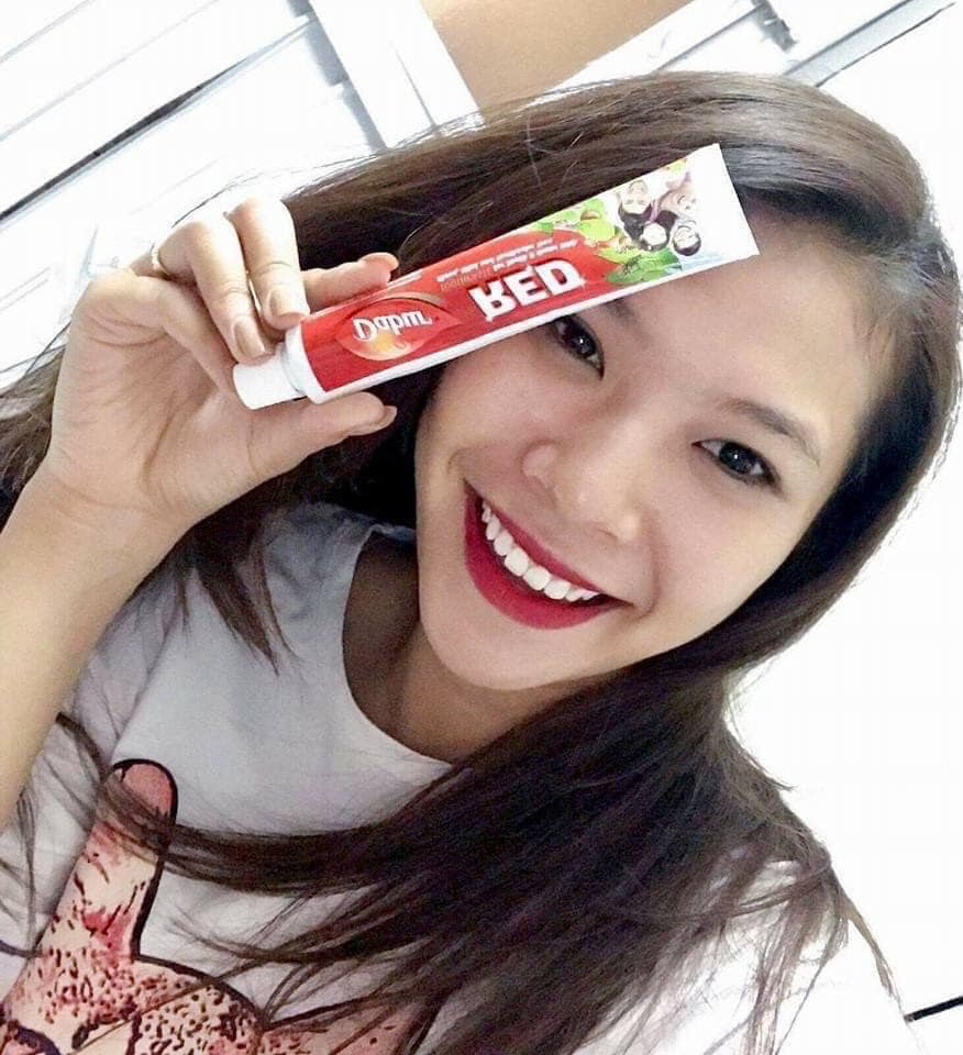 Kem đánh răng Dabur Herbal Red 100g và 200g