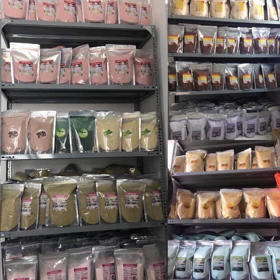 Bột cam thảo trắng da giảm mụn 100gr.