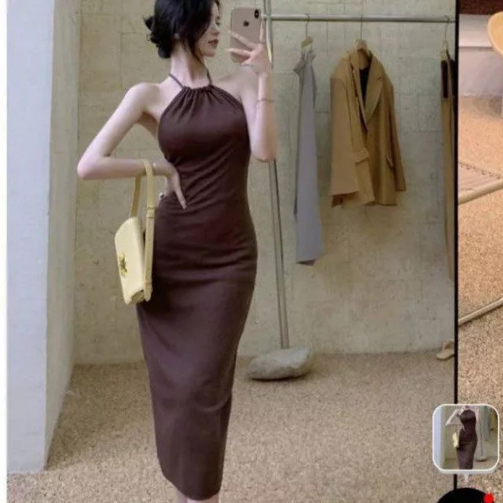Diva beveda đầm ôm body nữ dáng dài cổ yếm hở lưng - có sẵn mút
