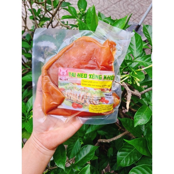 Tai heo hun khói 1kg (giao tphcm)